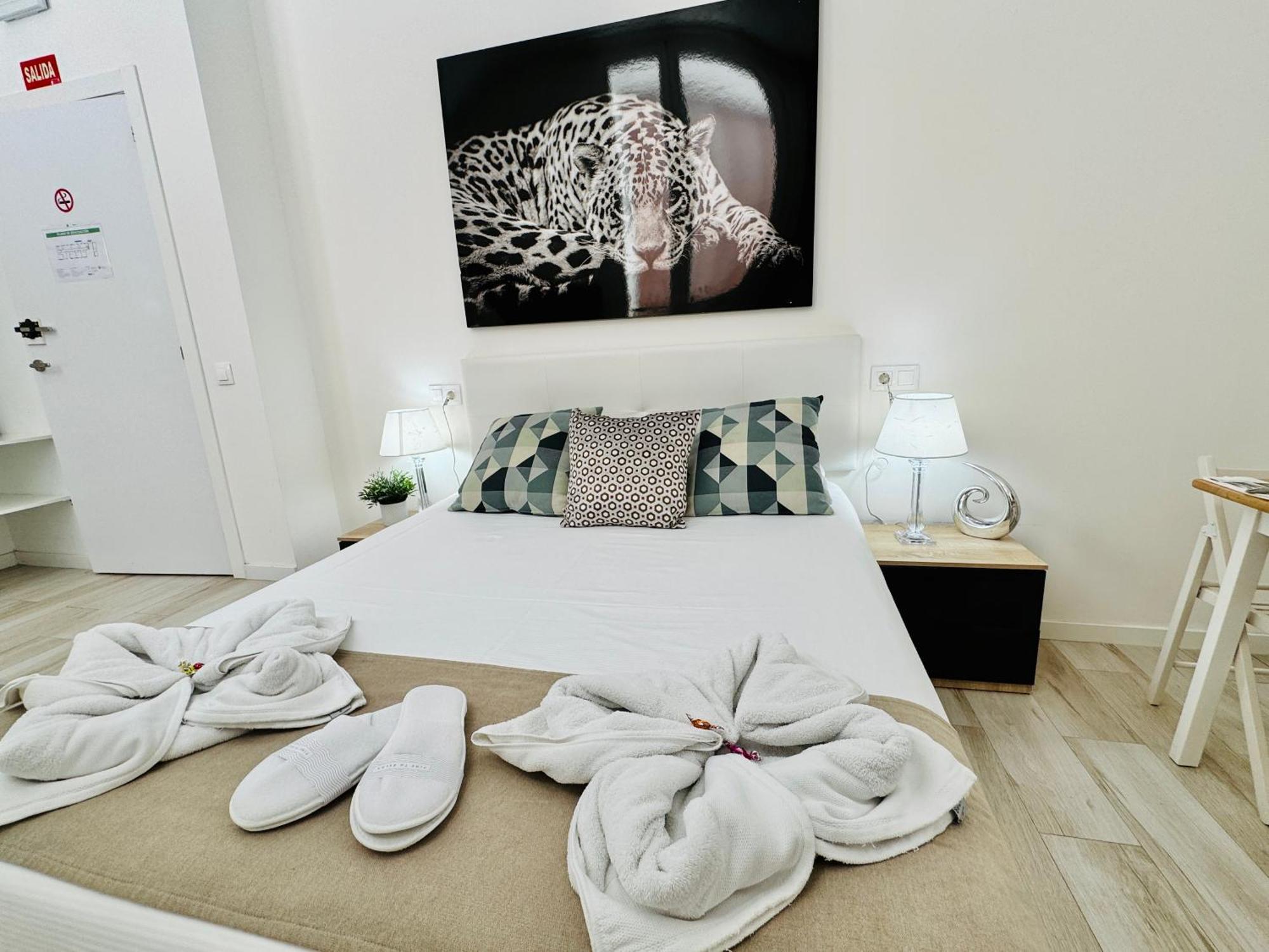 Cinco Torres Suites مدريد المظهر الخارجي الصورة